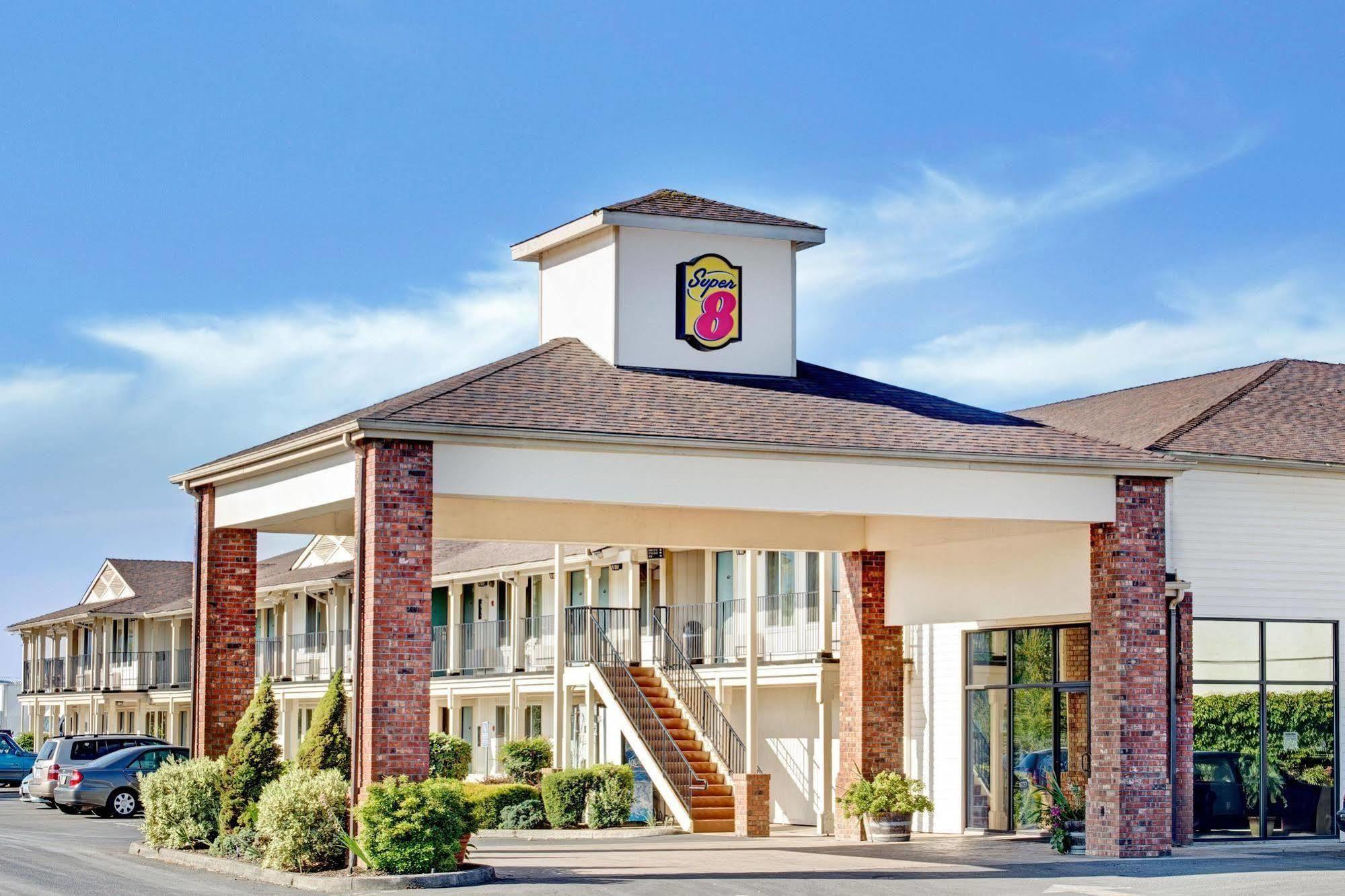 Super 8 Creswell/South Eugene Hotel Buitenkant foto